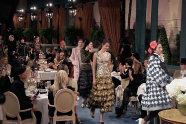 paris cosmopolite 2016 17 métiers d art show chanel